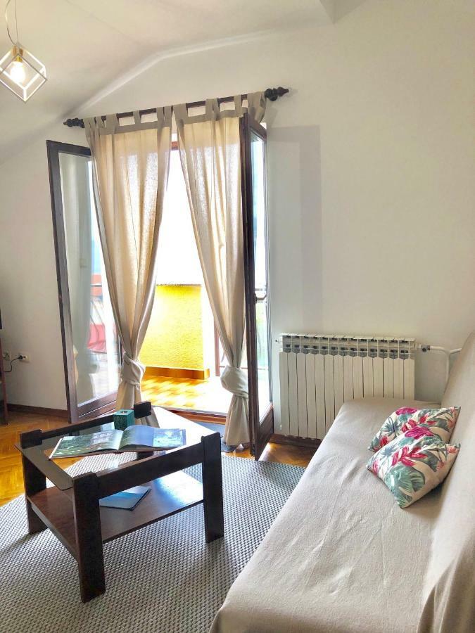 Apartments Petricic With Swimming Pool Ičići Εξωτερικό φωτογραφία